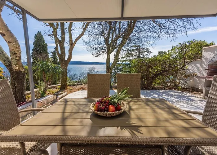 Holiday home Viktorija Dramalj